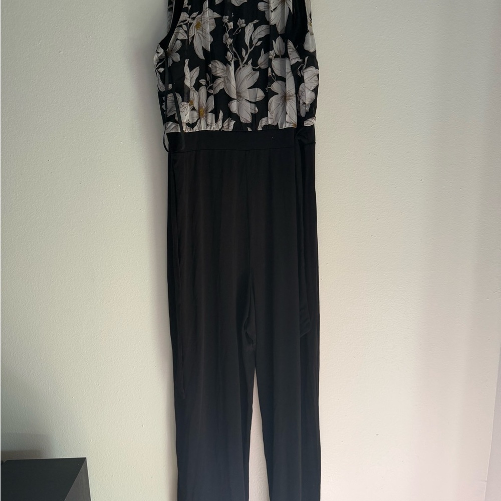 Enfocus Studio Black and White Floral Jumpsuit